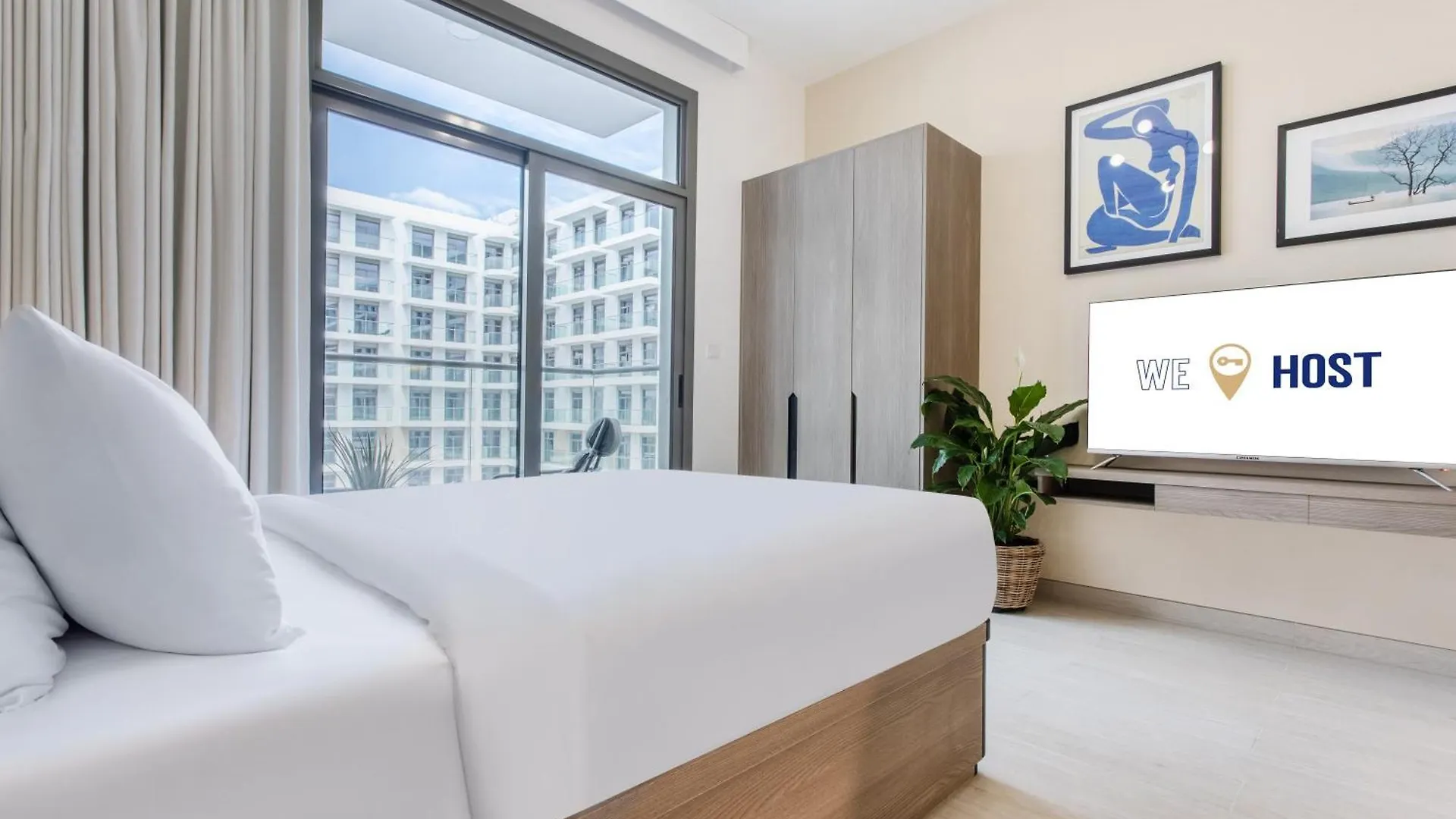 Wehost - Urban Oasis Modern Studio Retreat With City Views Dubai